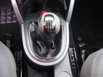Seat Altea XL 1.6 vyhř. sedadla, klima, SERVISKA - 10