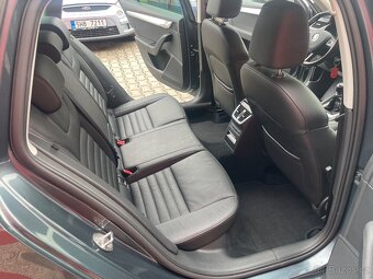 Škoda Octavia kombi 2.0 TDi 110 kW - 10