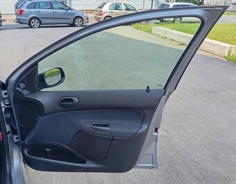 Peugeot 206 1.4 HDI 50 kW - 77.000KM, NOVÁ STK DO 4/2027 - 10