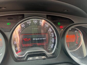 Citroen C5 2,0 HDI 103kW NAVI AUT.KLIMATIZACE SENZORY - 10