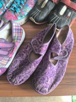 Dívčí uzavřená obuv - 10