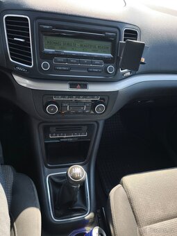 VW Sharan 2.0 TDi 103kw 7miestne - 10