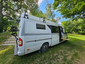 Mercedes Benz sprinter 2005, 7 míst + nákladní + obytný - 10