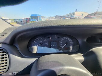 Renault Megane Break,1.6i,79kw, nová STK. - 10
