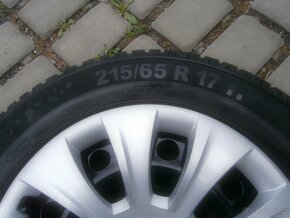 KOLA 5 X 112 ŠKODA KODIAQ 215 65 17 - 10