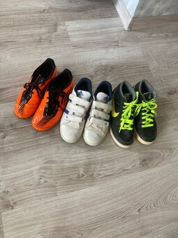 Sportovní a vycházková chlapecká obuv - 10