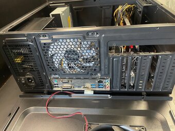 Stolní pc i3 9100f 32gb ram - 10