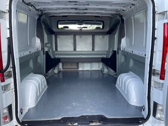 RENAULT TRAFIC 2.5DCI 146PS LONG 6 MÍST R.V.2011 - 10