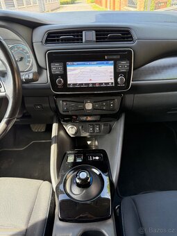 Nissan LEAF, 110kW ZERO 40kWh, ČR 1.MAJITEL, 100 % BATERIE - 10