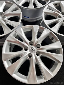 Toyota RAV4  - 4. Generace alu originál sada disku - ET45 - 10