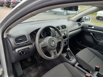 Volkswagen Golf, 1.6 TDI, bílá perleť - 10
