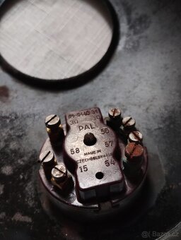 Horní maska ČZ 175/470 sport v originální černé barvě - 10