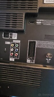 Televizory Panasonic plus dva set-top boxy - 10