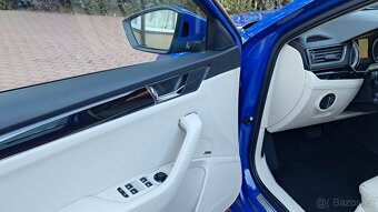 SUPERB 1,4TSI 160kW iV L&K DSG - 10