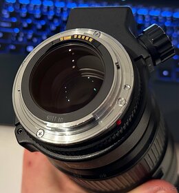 Canon EOS M5 - jen tělo bez objektivů - 10