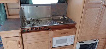 Obytný karavan HOBBY 560 EXCLUSIVE - 10