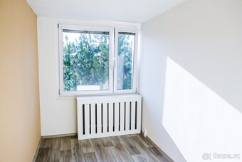 Příjemné 2+kk 51 m2 kousek od metra Háje a blízko přírody - 10
