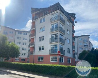 Pronájem zrekonstruovaného bytu 1+kk 26 m², Praha 10 - Vršov - 10