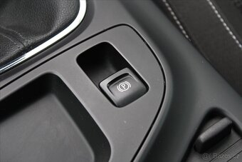 Opel Insignia 2.0 CDTI BIXENON NAVI (2015) - 10
