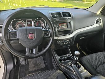 Fiat Freemont 2,0JTD (103kw) 2011 - 7míst - TOP STAV - 10