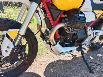 Moto Guzzi V85TT najeto pouze 7.800km top stav - 10