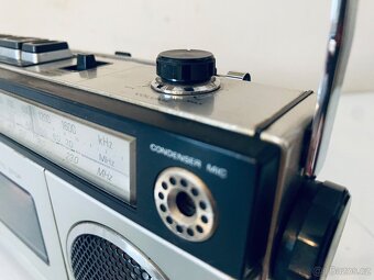 Radiomagnetofon Sanyo M 1700F, rok 1977 - 10