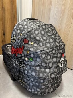 Cybex Priam Rebellious - 10