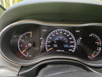 Jeep grand Cherokee 3.0 diesel cena s DPH - 10