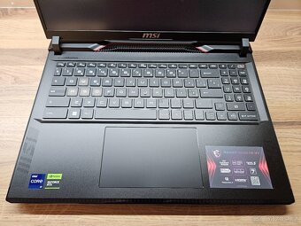 16" 240HZ 2K_MSI RAIDER GE68HX_i9-14900HX_32GB_RTX 4060 8GB - 10