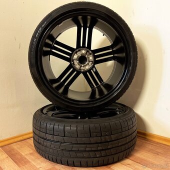 VW GOLF/PASSAT GTI 5x112 R19 ET50+LETNÍ 235/35R19 7/6mm - 10