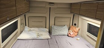 Hymer Yellowstone 630 se zvedací střechou - 10