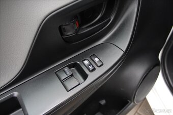 Toyota Yaris 1.0VVT-i SERVIS.KNIHA KLIMA ČR (2017) - 10