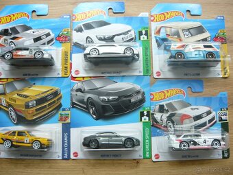AUTÍČKA HOT WHEELS - 10