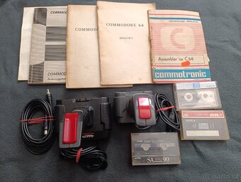 PC Commodore C64 + příslušenství - 10