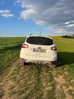 Ford Kuga - 10