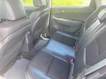 Hyundai i30 CV 1,6i - 10