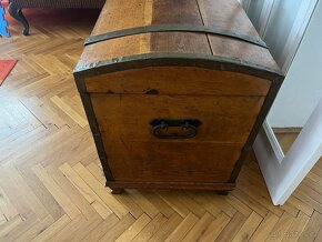 Skříňka vyřezávaná, Truhla, Zrcadlo - 10