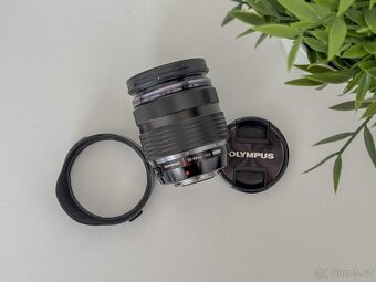 Olympus OM-D E-M5 Mark III - 10