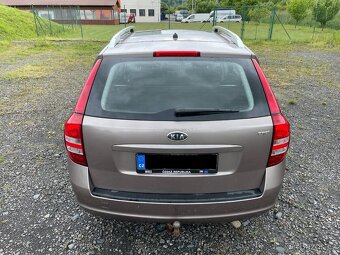Kia Ceed 1.6 CRDi 85kw, 2007, ČR - 10