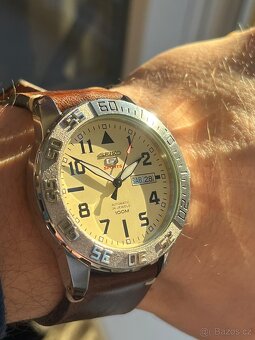 Seiko 5 Sports / béžový ciferník - 10