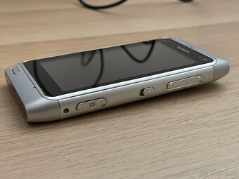 Nokia N8 - 10