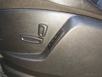 Ford S-Max Titanium- S - 10