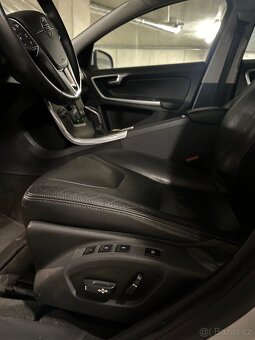 Volvo v 60 2.0d 2018 automat - 10