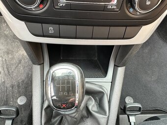 YETI 2.0TDI 125KW 4X4 2013 PDC ALU NAVI COLUMBUS SUNSET - 10