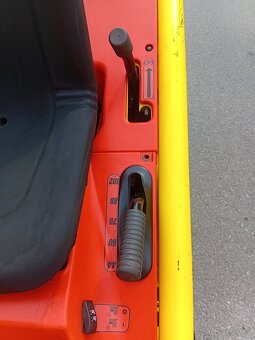 Prodám zahradní traktor Rider Outils-wolf 13Hp Honda Hydro - 10