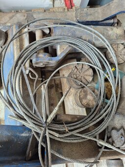 Dvousloupový zvedák ZTS AMI Litomyšl - 10