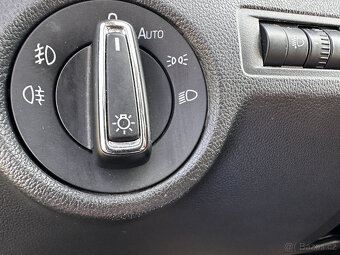 Rapid spaceback 2016. 1.2 TSi 66kw řemen rozvody, Navigace - 10