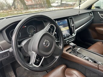VOLVO V90 cross country s panoramatickou střechou - 10