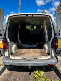 Volkswagen Transporter T5 2.5 TDI 96kw - 10