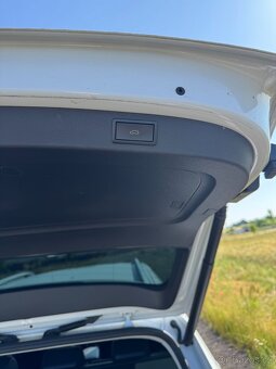 ŠKODA KODIAQ 1.5 TSI BUSINESS + TAŽNÉ - 10